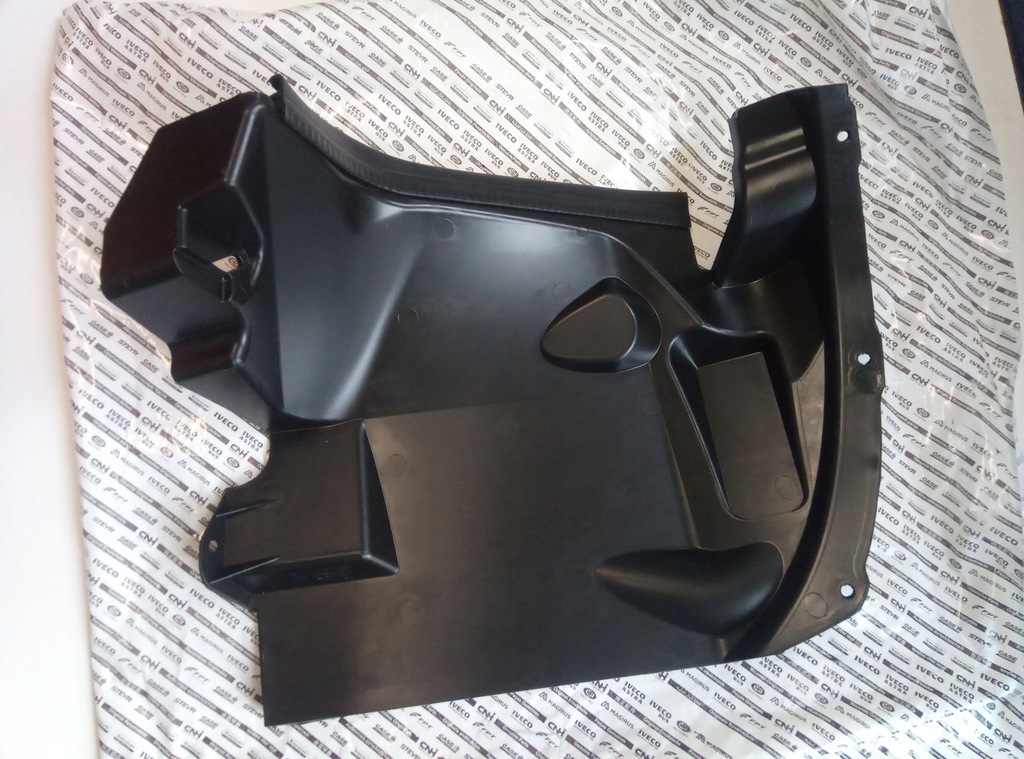 фото №1, Подкрылок pr iveco daily 2012- 5801356900 оригинал