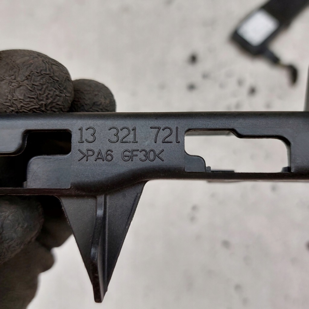 фото №14, Opel astra j insignia a модуль замка центрального