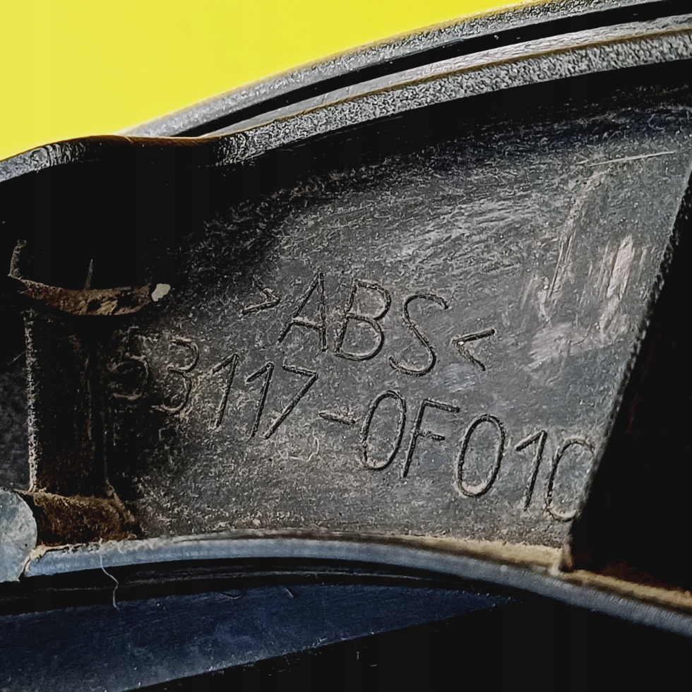 фото №10, Решітка радіатора решітка радіатора toyota corolla verso ii 04-09 531170f010 / 531110f010 nr120