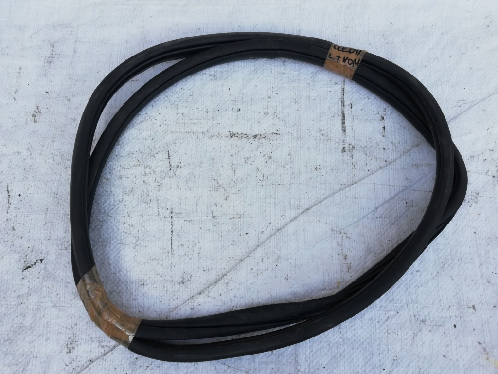 фото №1, Прокладка дверь левый задняя kia ceed ii 12-17 kombi