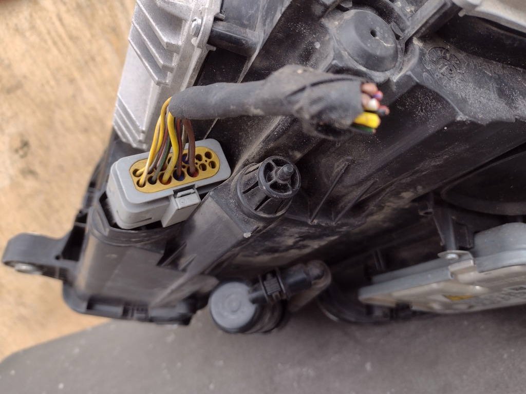 фото №9, Лампа cls w218 full led ils права eu комплектна cała