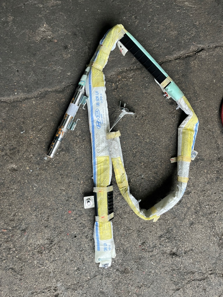 Купити 70 kia rio 3 шторка безпеки ліва