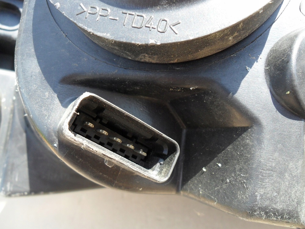 фото №10, Лампа фара передній правий clio iii 260100203r