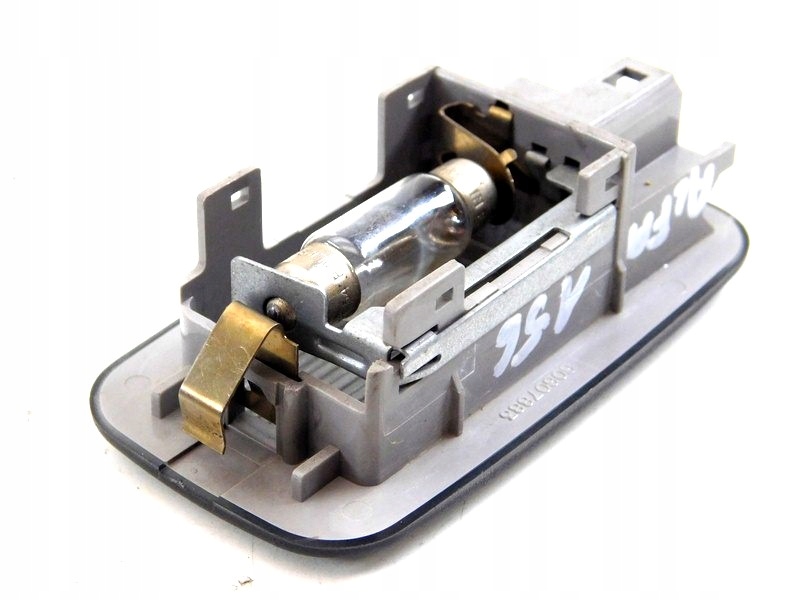 фото №7, R/21 alfa romeo 156 лампа освітлення салону