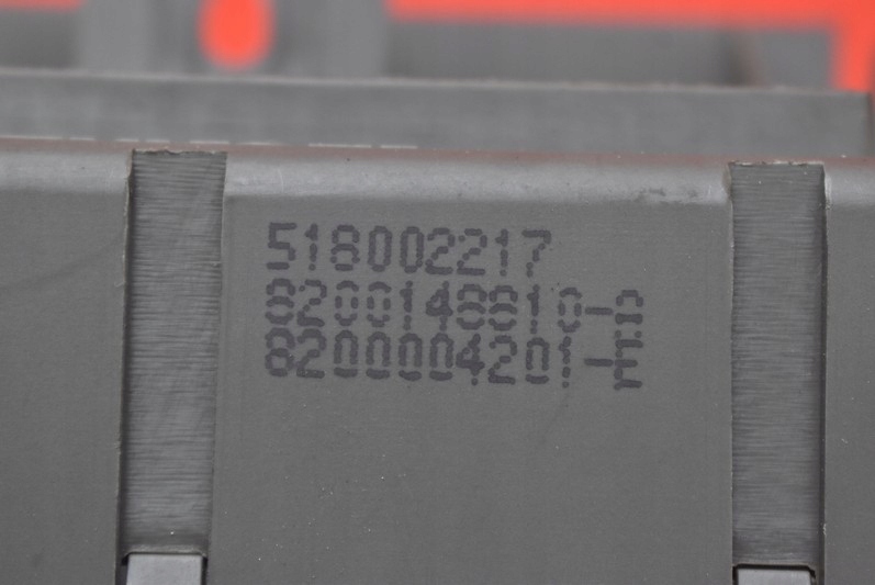 фото №8, Коробка запобіжників 8200148810 renault vel satis 2.0 t 165 km 02-05