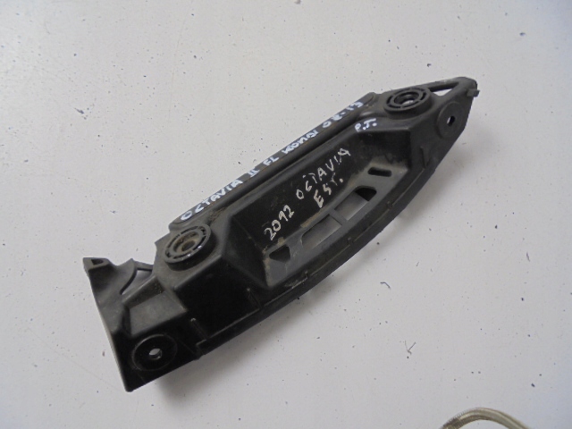 фото №1, Skoda оригинальный номер 1z9807394 направляющая бампера