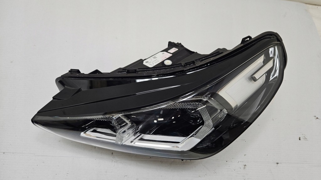 Фара перед передняя левая bmw x1 u11 full led 5a5bd47-02 с Разборки