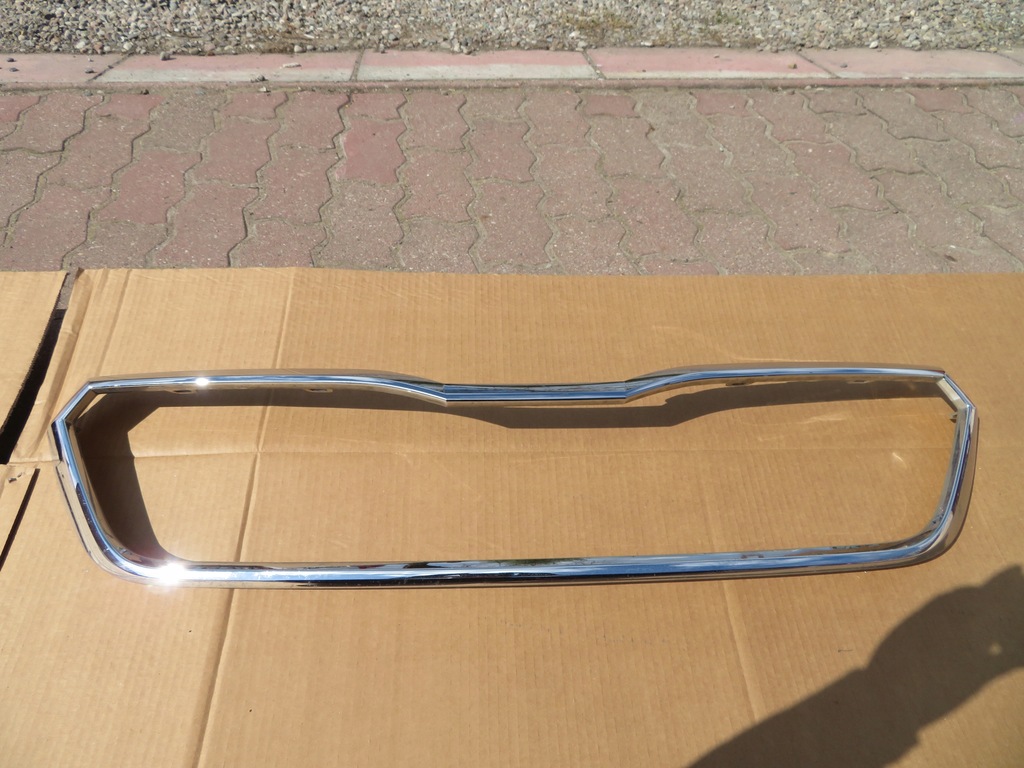 фото №1, Skoda scala 657 хром решётка радиатора решётка радиатора 657853761