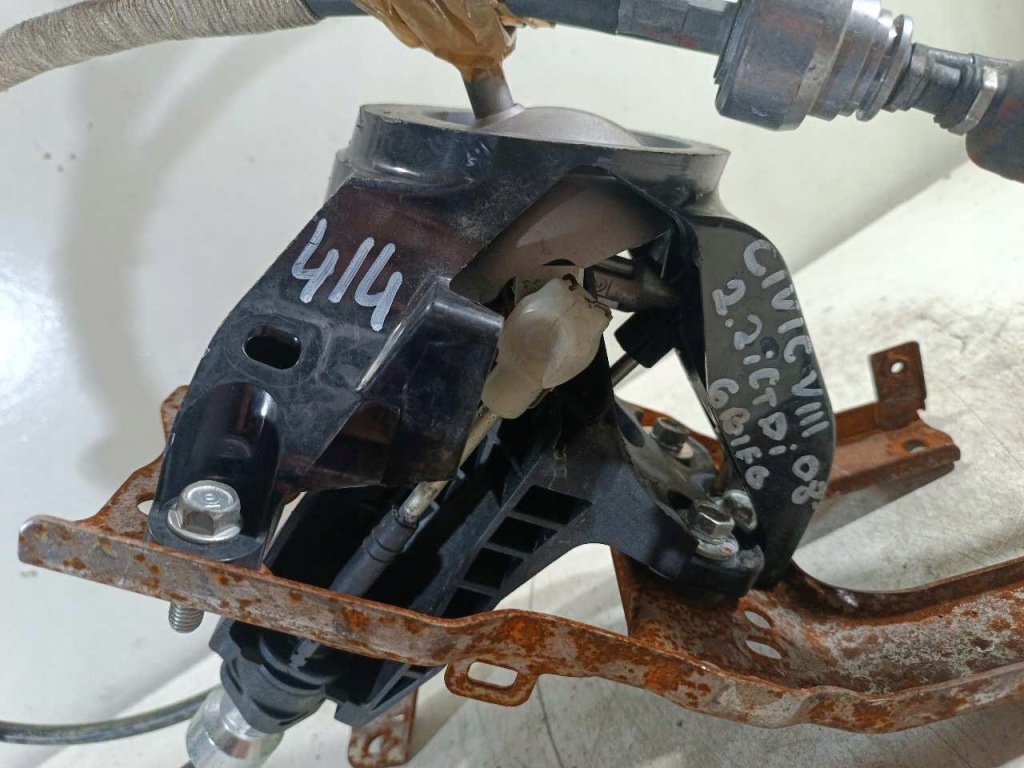 фото №7, Выборщик переключения передач тросы honda civic viii ufo 2.2 ictd