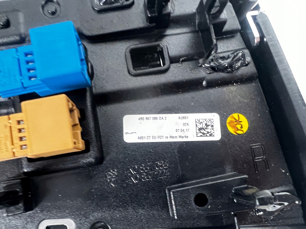 фото №14, Декоры накладки декоративные дверь audi a8 s8 d5 4n drewno 4n0867085 2ve ambiente