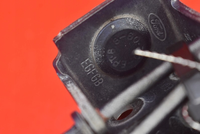 фото №7, Петля петлі кришки ford fiesta mk7 5d 08-17