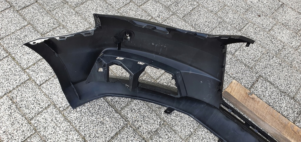 фото №12, Audi a4 b9 8w0 бампер перед оригинал c151