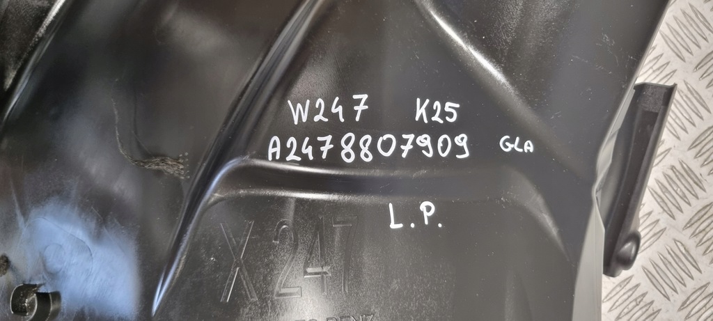 фото №16, Mercedes w247 h247 подкрылок левая левый перед передние a2478807909