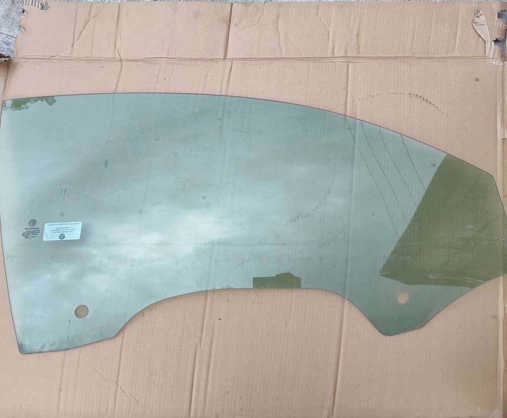 фото №1, Alfa romeo mito стекло дверь правое