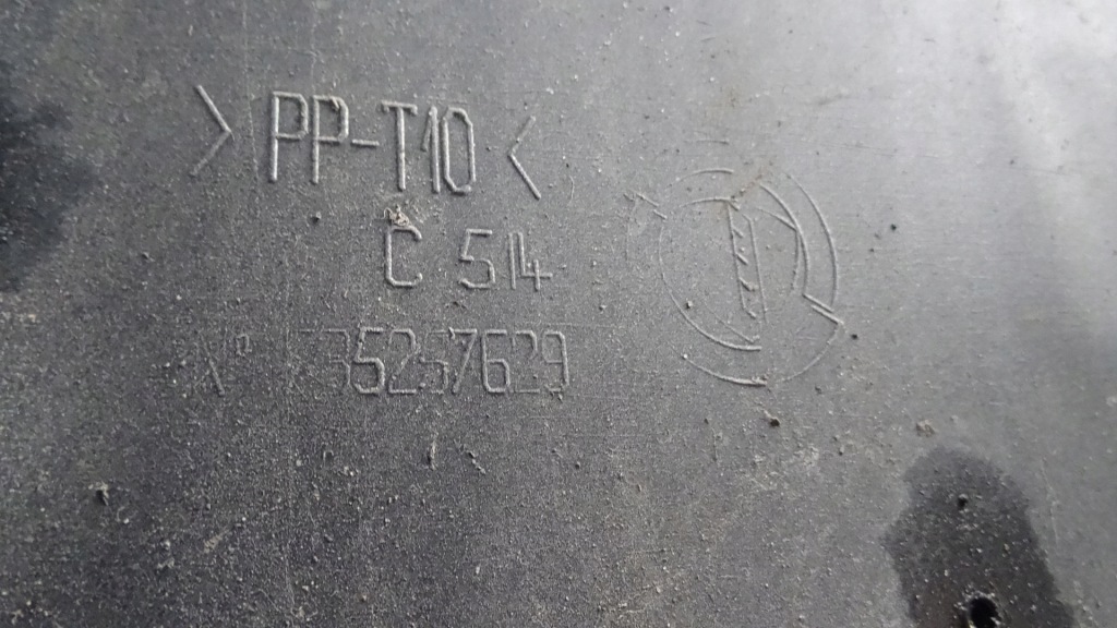 фото №14, Alfa romeo 147 бампер задняя 3d