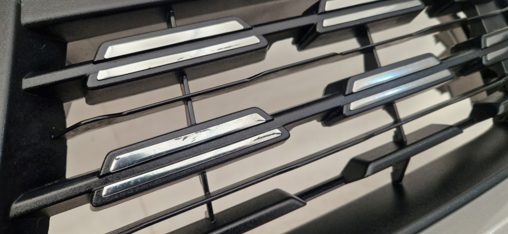 фото №6, Dacia sandero iii 3 бампер передний + решётка радиатора