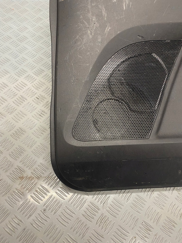 фото №9, Обшивка правый задняя обивка mitsubishi pajero iv 5d