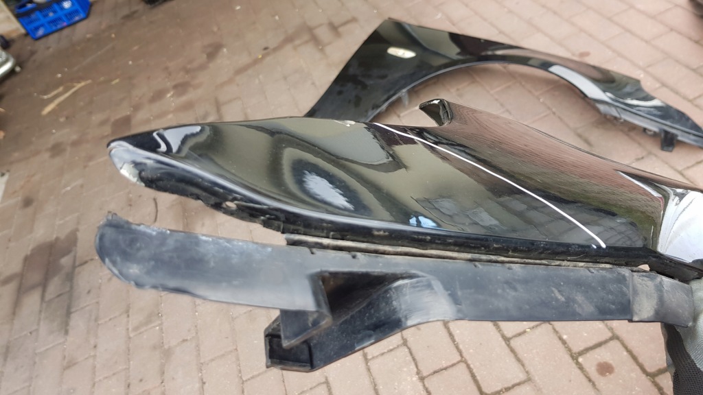 Крыло  передний перед левое  bmw e60 e61 с Разборки