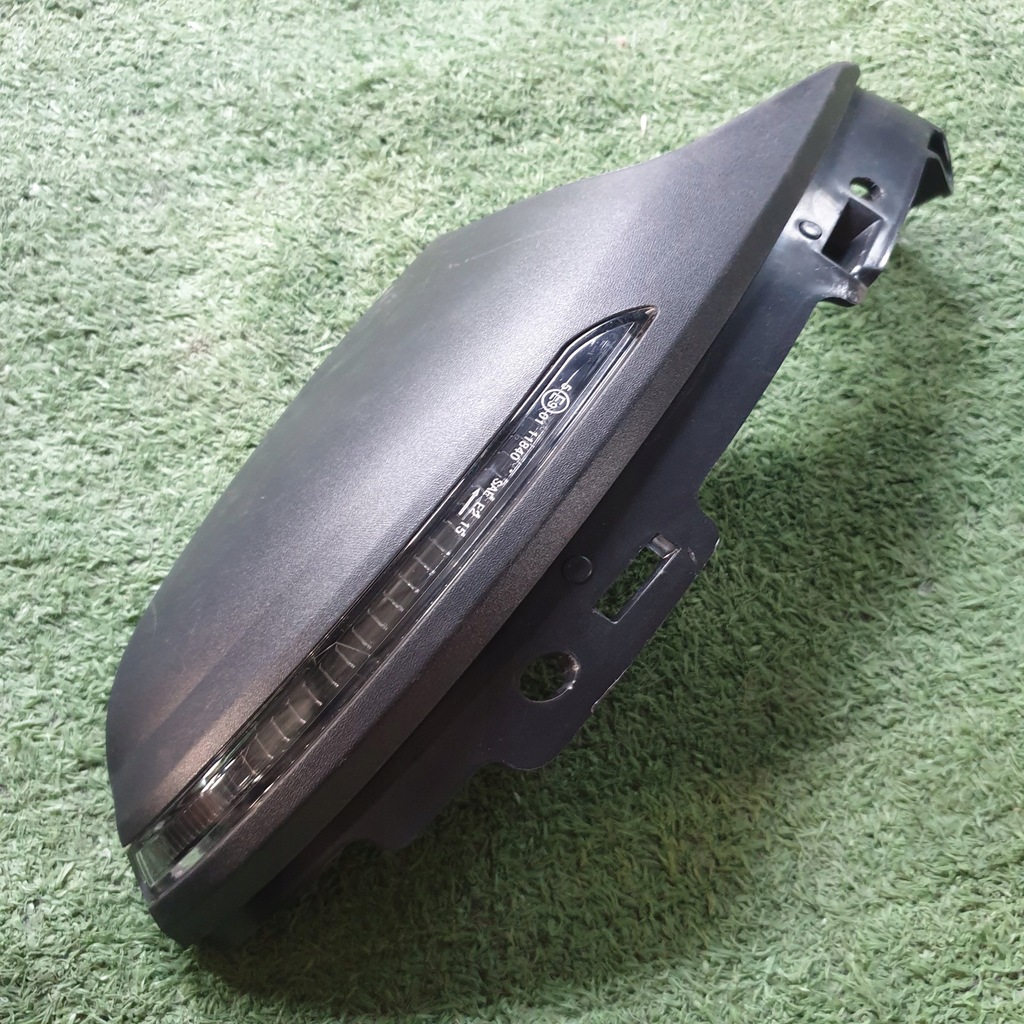 фото №6, Поворотник зеркало левый led renault megane iv