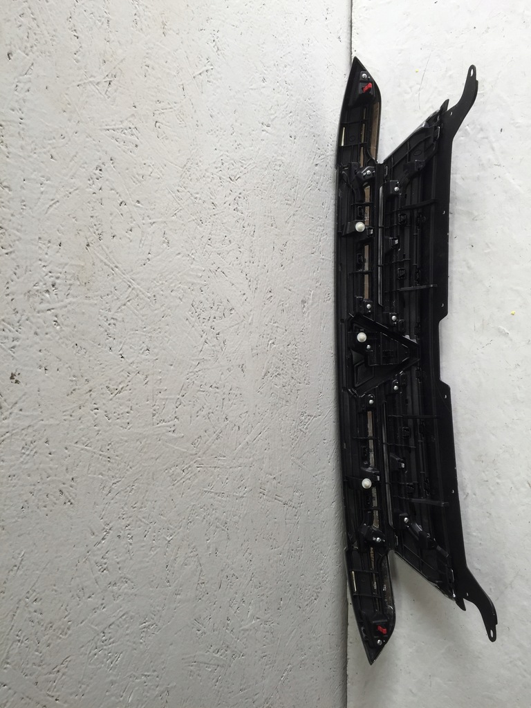 фото №5, Решётка радиатора бампера перед mitsubishi outlander iii lift