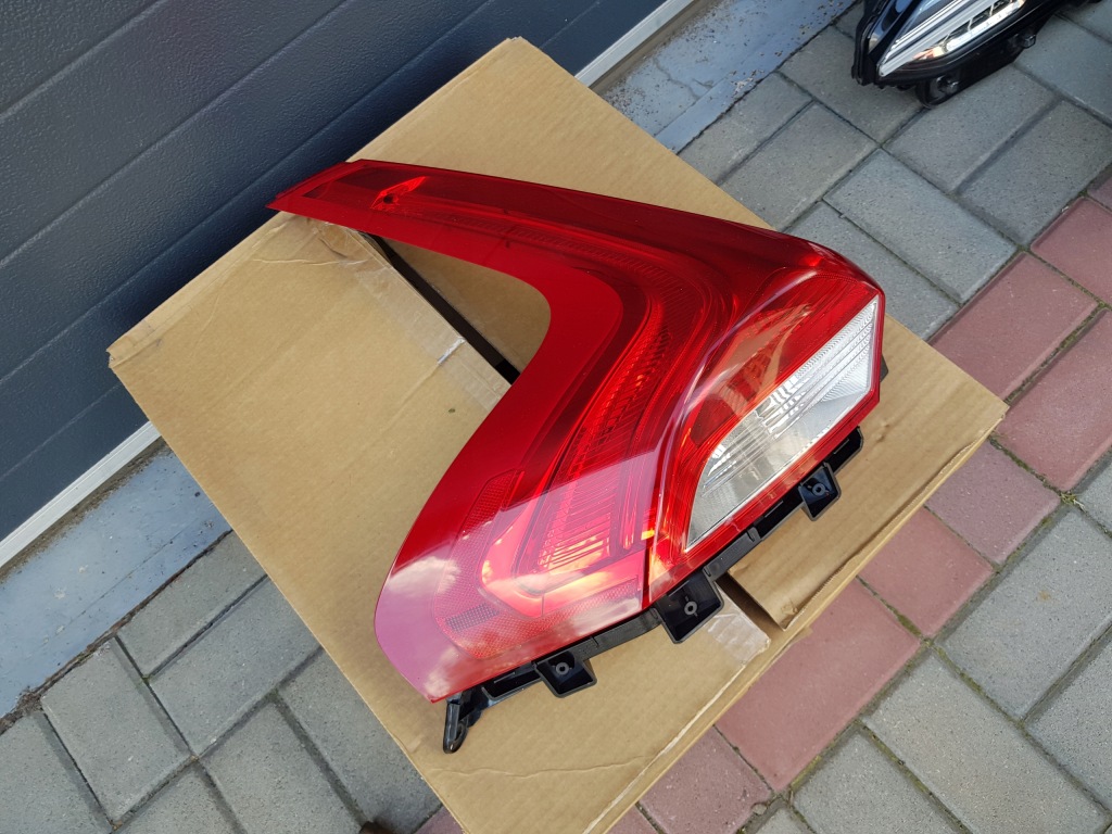 Купить Фара левая левый задний  задняя volvo v40 led v 40 13 14