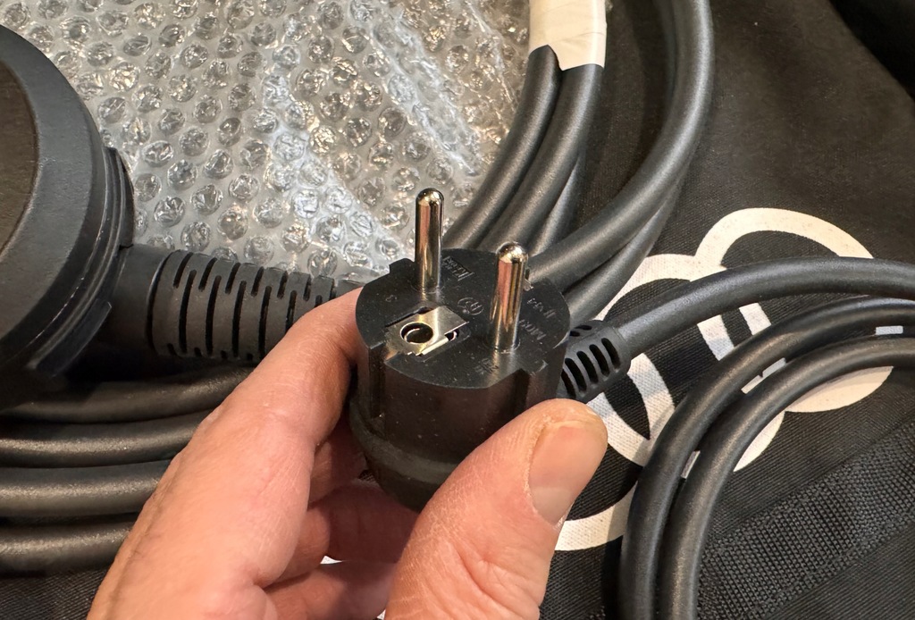 фото №6, Audi e-tron повністю nowa зарядний пристрій мережева 11kw + трифазна мережа + шланг комплект