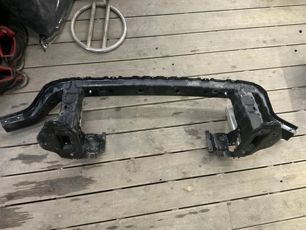 Купить Балка бампера перед mercedes gls оригинал 1676265700