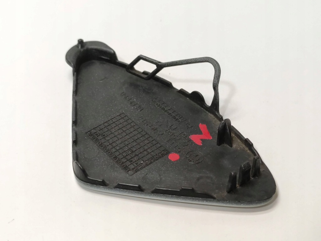 Bmw 3 f30 f31 заглушка фаркоп бампера перед 7301914 Зі Шроту