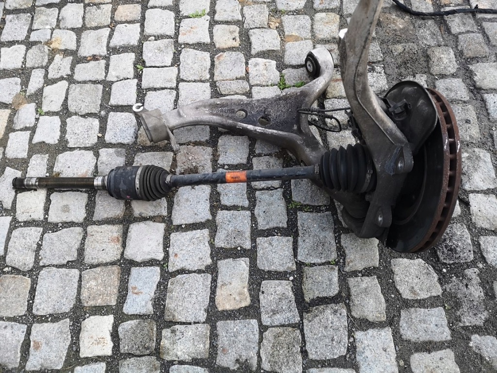 Купити Mercedes ml w166 166 поворотний кулак перед ліва