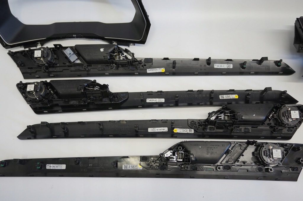 фото №10, Декори накладки консолі vw passat b8 alltrack