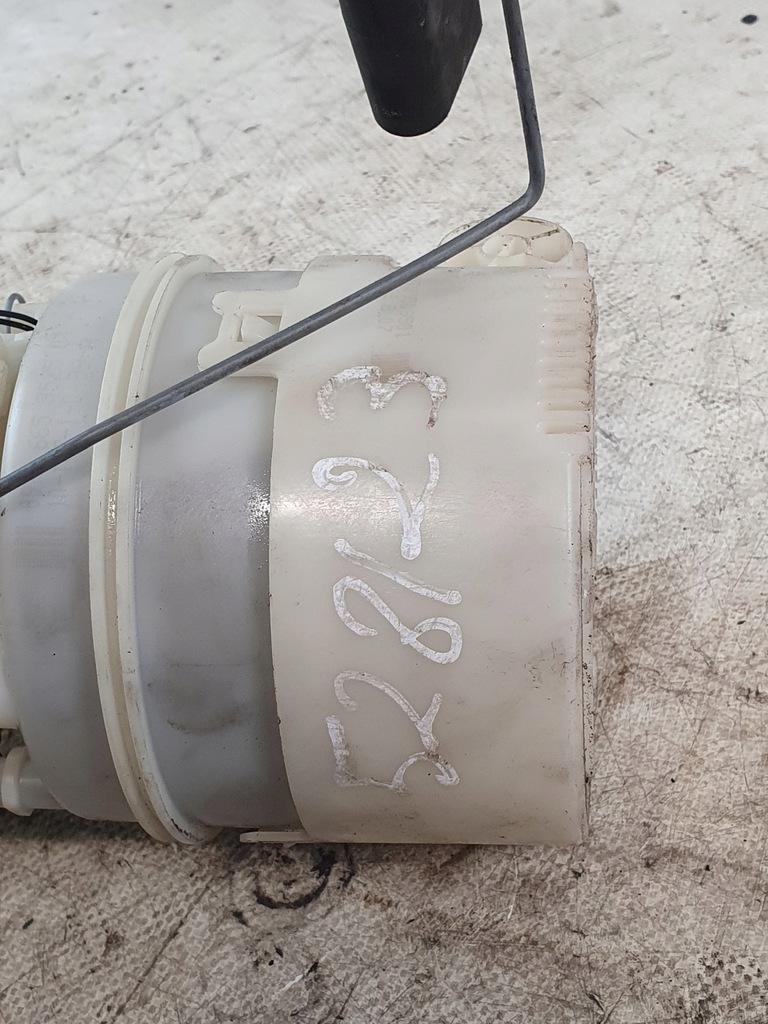 фото №13, Насос топлива оригинальный номер 82 00 683 209 renault thalia ii 1.2b 10r.