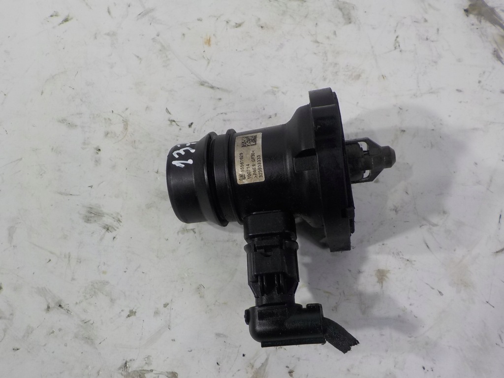 фото №1, Opel adam корпус термостата 55561629