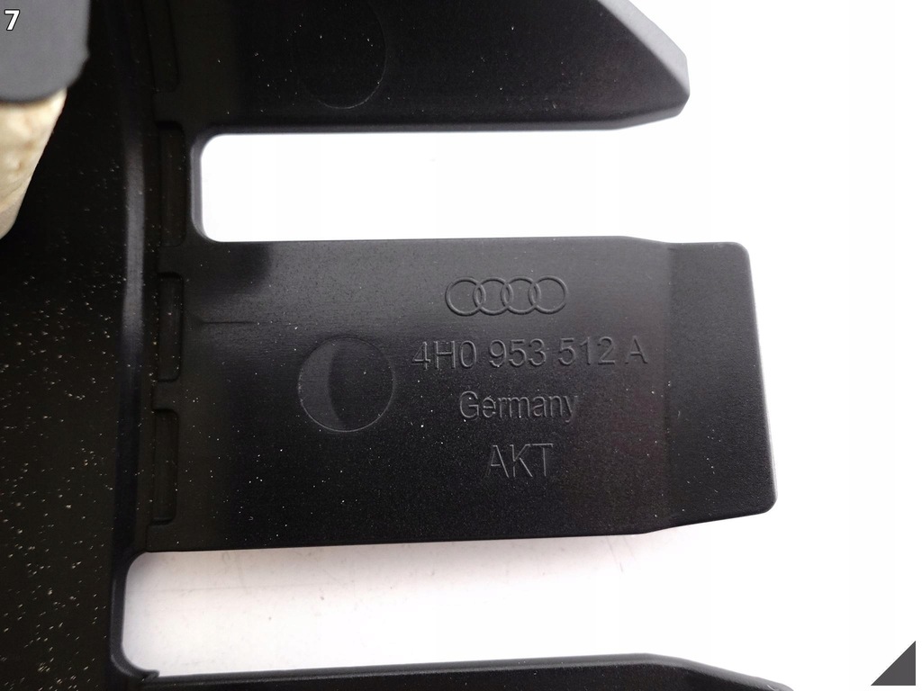 фото №8, Audi a8 s8 4h0 d4 lift 09-17 нижня захист колонки кермового електропроводка