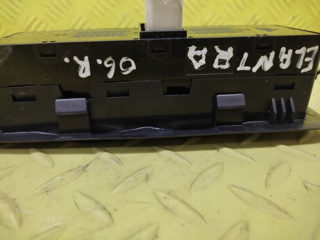 фото №7, Hyundai elantra перемикач вікон 935702d000