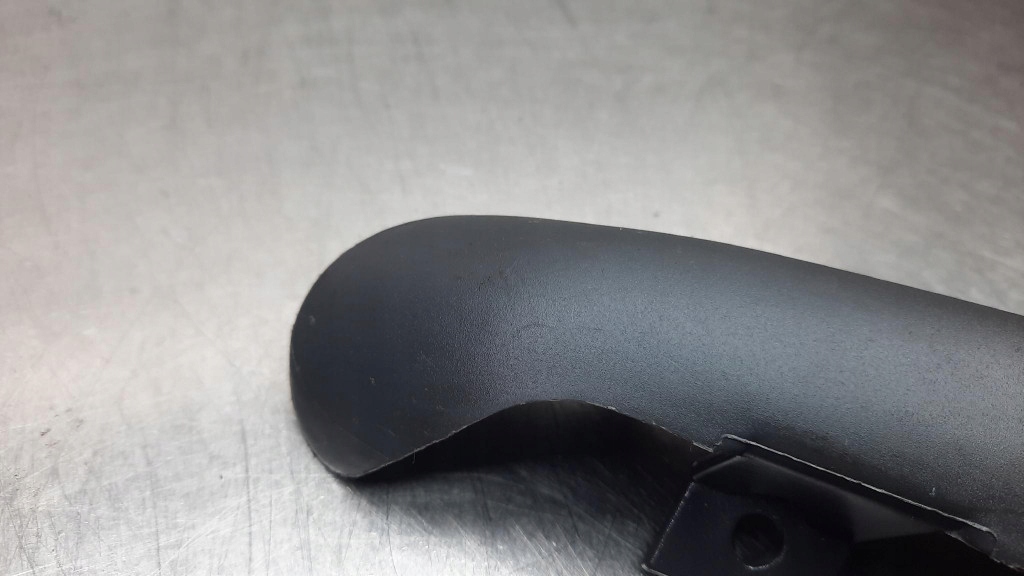 фото №6, Накладка бампера задня права 30809261 volvo s40 v40 00-04r