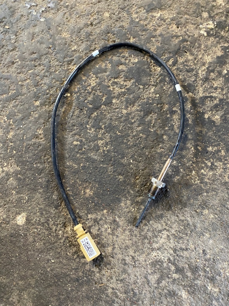 фото №1, Skoda octavia iv 2.0tdi датчик выхлопных газов 05l906088al