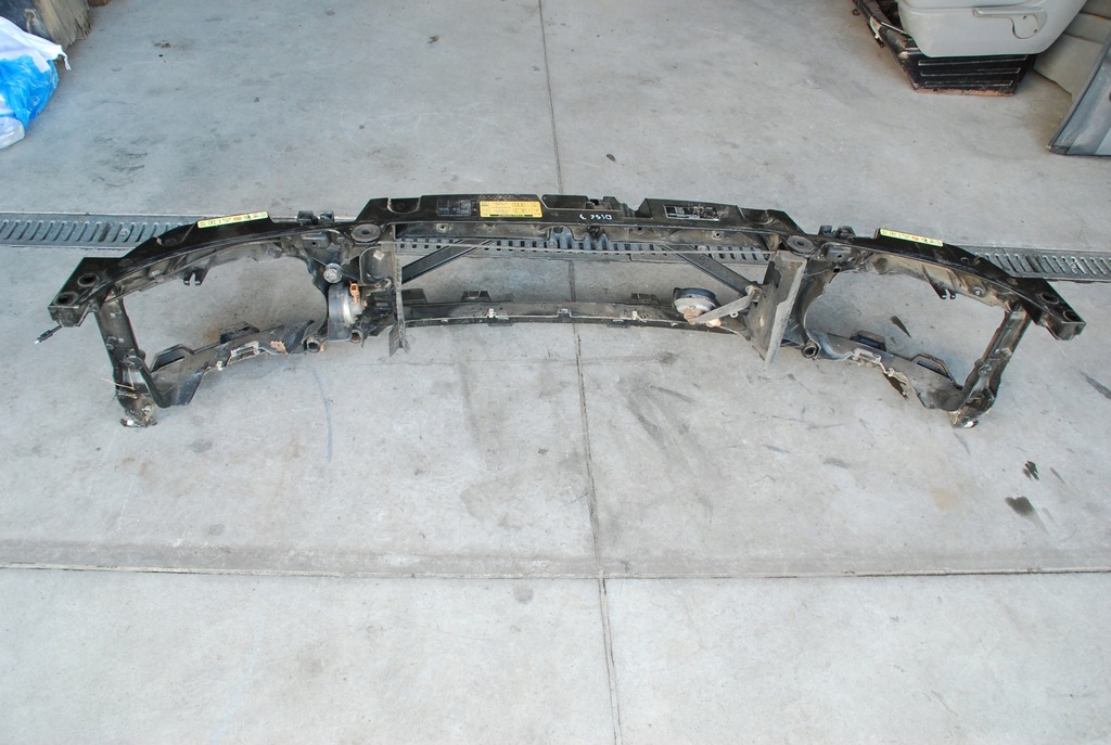 фото №7, Land rover discovery iii pas передний панель фары