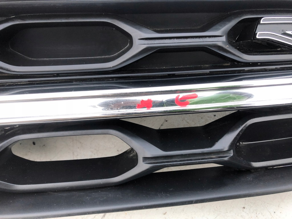 фото №3, Vw volkswagen t-roc lift r-line 2ga853651 решётка радиатора решётка радиатора хром