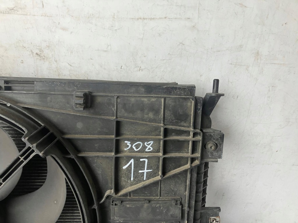 фото №5, Pas передній радіатор c4 picasso ii 308 t9 9806313580