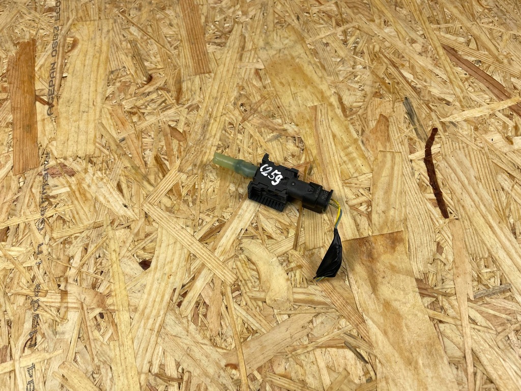 фото №8, Датчик захисту пішоходів штекер bmw x3 g01 x4 g02 x2 f39 6821100