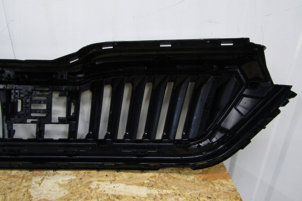 фото №9, Решітка радіатора решітка радіатора радіатора бампера перед skoda scala 657853653 19-