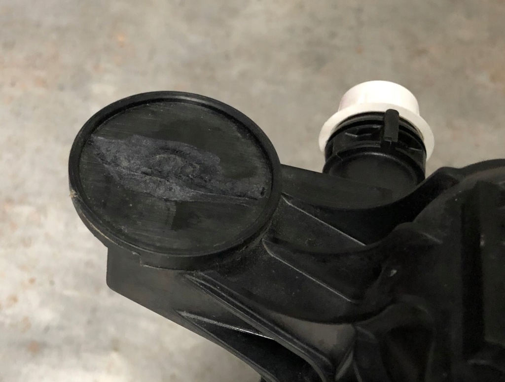 Audi sq5 q5 80a 2 s-line рестайлінг  21- радіатор води Зі Шроту