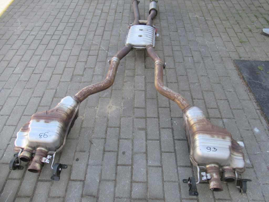 Bentley gtc lift 4.0 v8 вихлоп гасник 93 94 в Україні