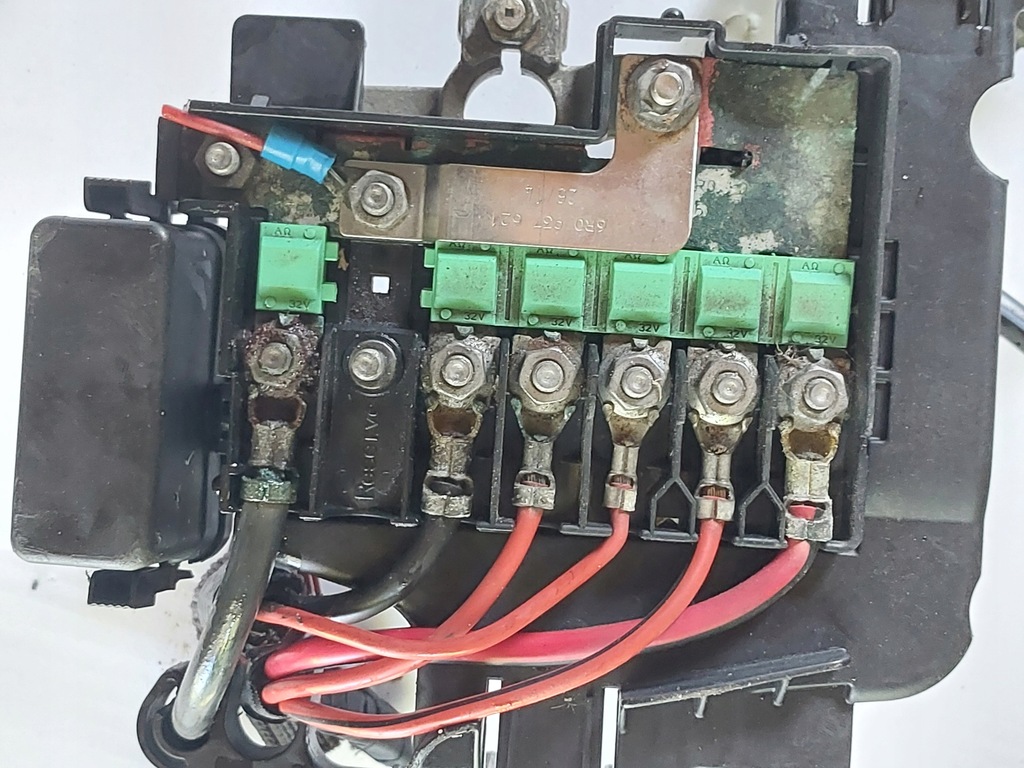 фото №4, Skoda rapid toledo iv клемма плюсовая коробка 6r0937550r