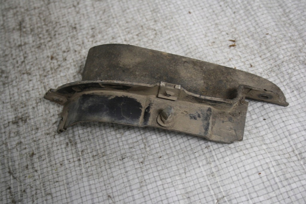 фото №4, Audi a4 b6 брызговик подкрылок правый задняя 8e0853834