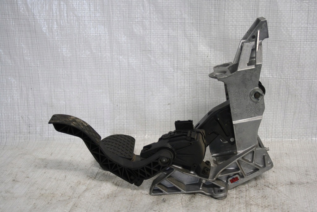 фото №5, Audi a6 c5 sedan педаль педали потенциометр газа