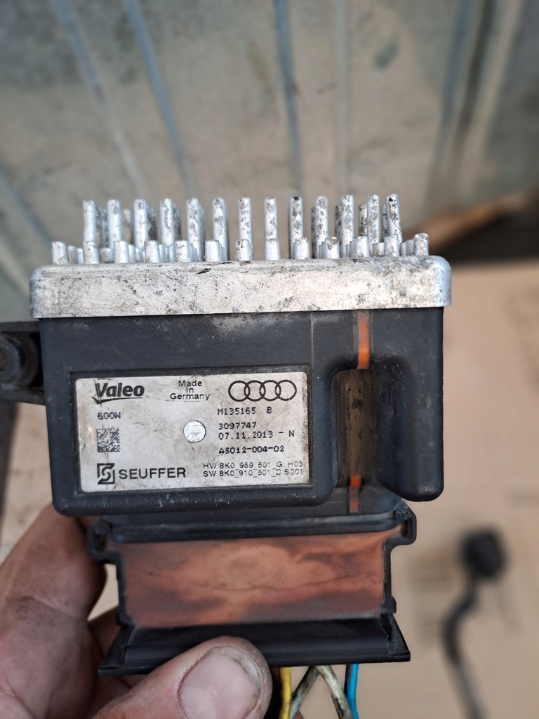 фото №9, Блок управления вентилятора audi q5 8r 8k0959501g