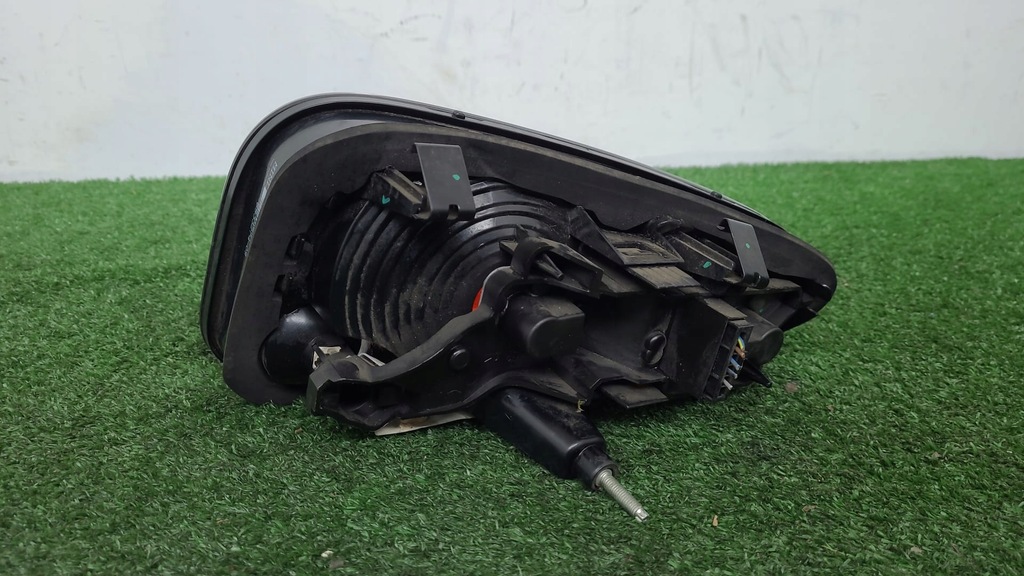 фото №3, Лампа правий задня mini cooper one s r50 r53 eu oem