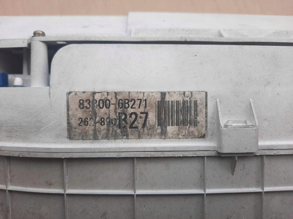 Toyota land cruiser uzj 100 4,7 приборы счетчик спидометр 83800-6b271 Недорого