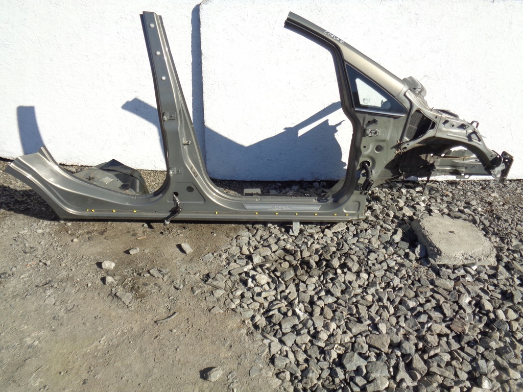 фото №1, Opel corsa e 5d bok поріг чверть права 14-19r